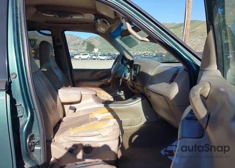 1999 Ford Expedition Eddie Bauer/Xlt z USA, uszkodzony, nr VIN 1FMPU18L4XLB18807